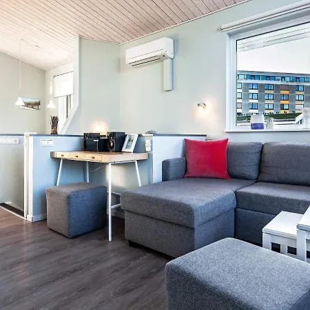 Two-bedroom Holiday In 40 Сasa de vacaciones *